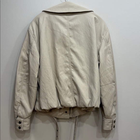 Max Studio Jacket - Picture 7 of 11